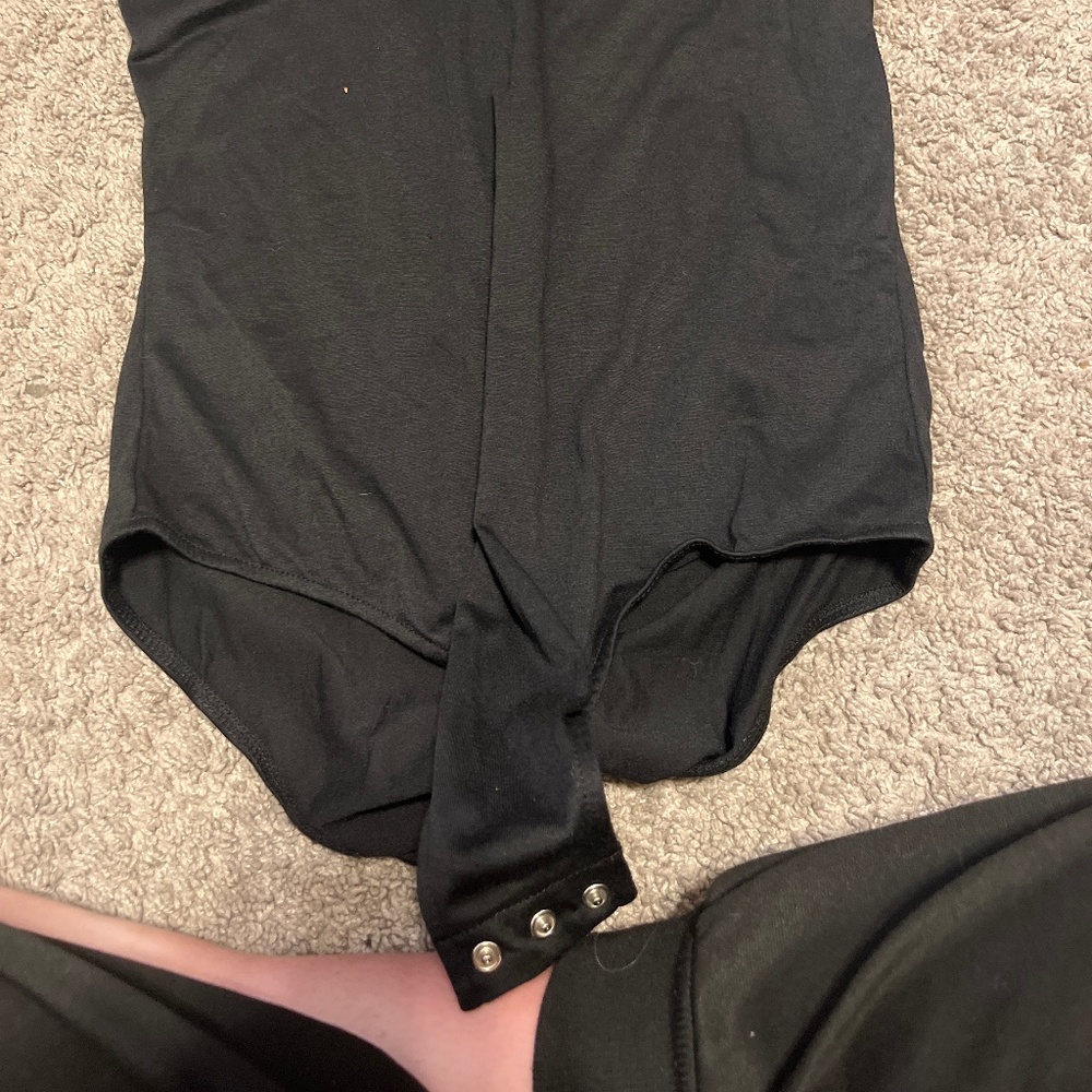 Cute under shirr